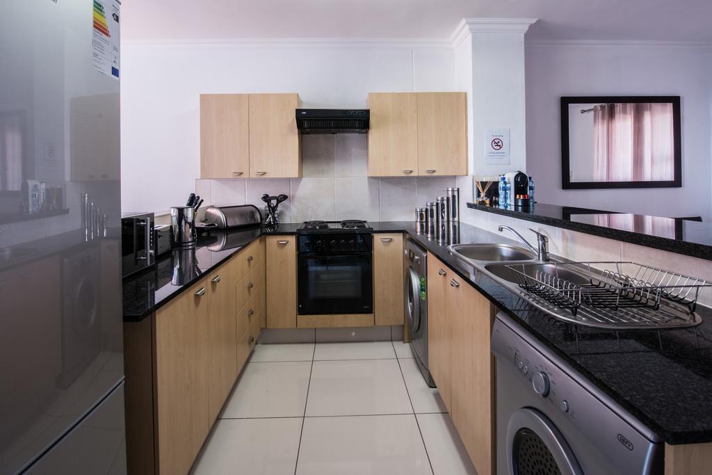 Prestige Apartments Sandton At Westpoint Γιοχάνεσμπουργκ Δωμάτιο φωτογραφία